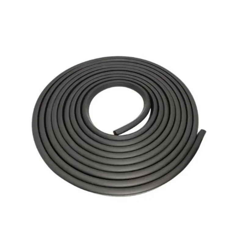Adjustable thickness rubber sealing anti-collision strip